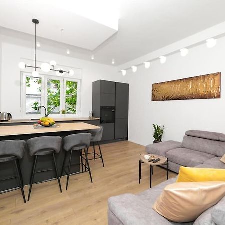 Tata Apartment Split Eksteriør bilde